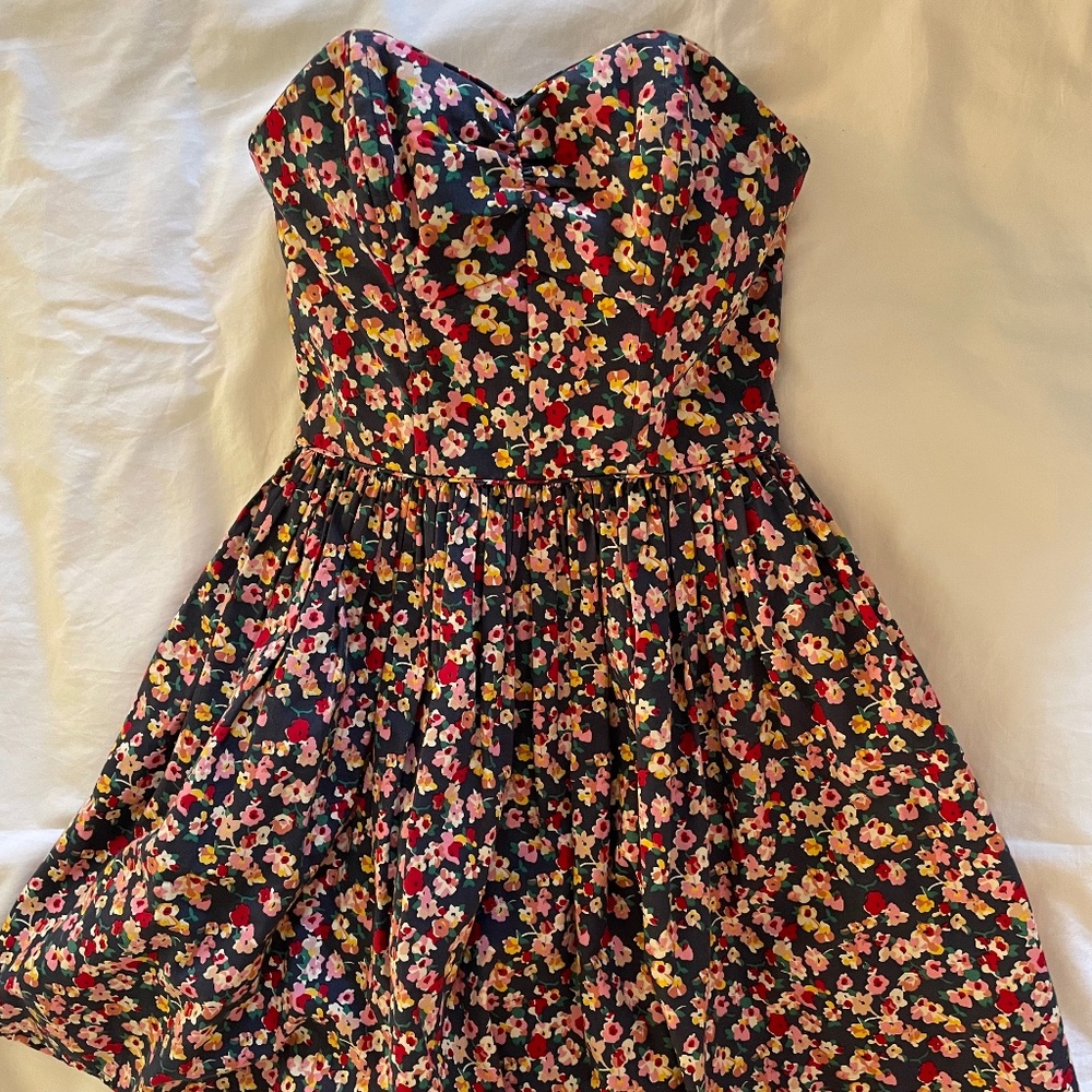 Strapless floral Jack Wills Dress w/pockets size 2